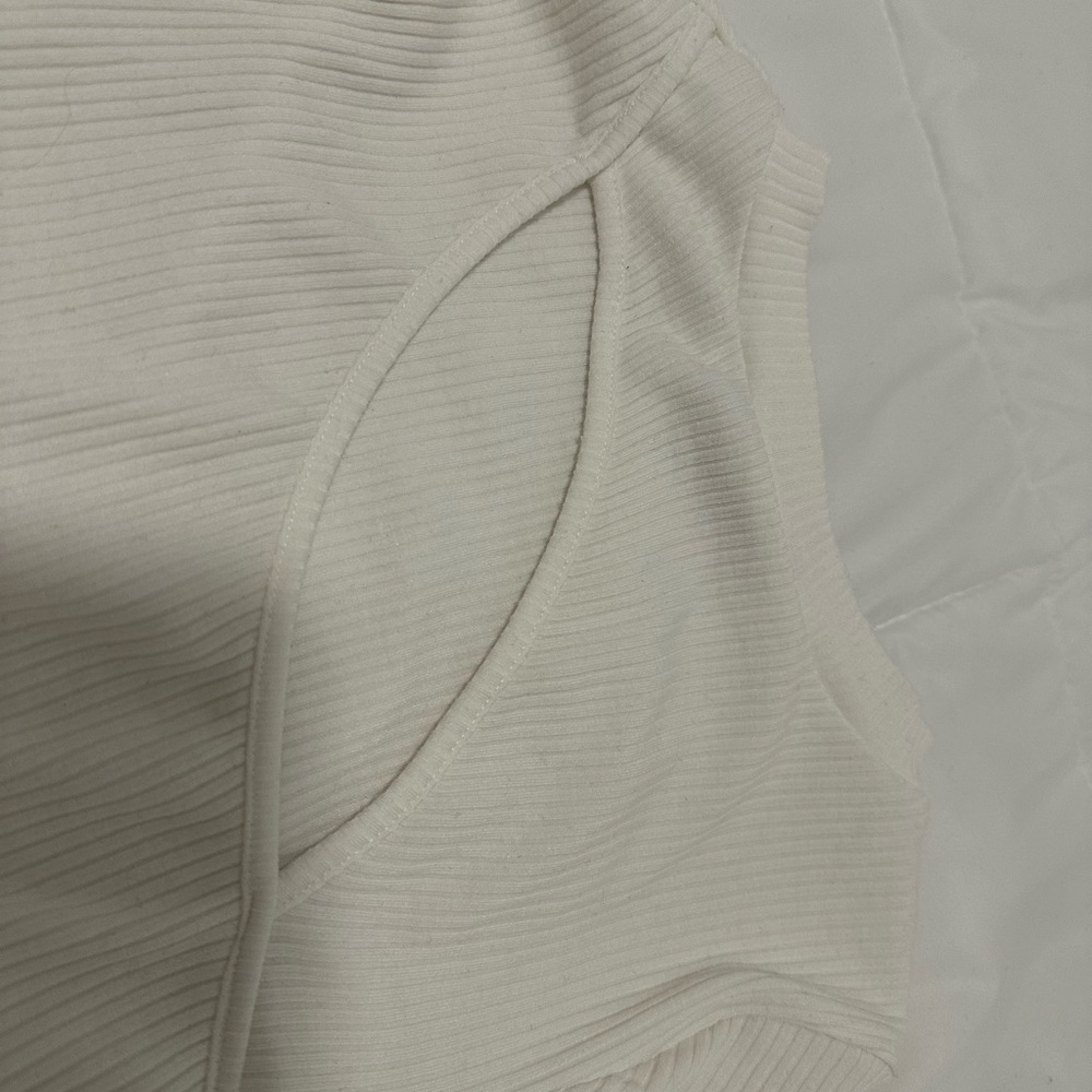 Long Sleeve Ribbed Top - Picture 2 of 4